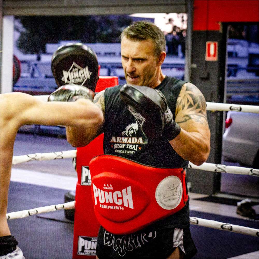 Boxing Pad Work Tips | 4 boxing techniques to improve! – Punch Equipment®