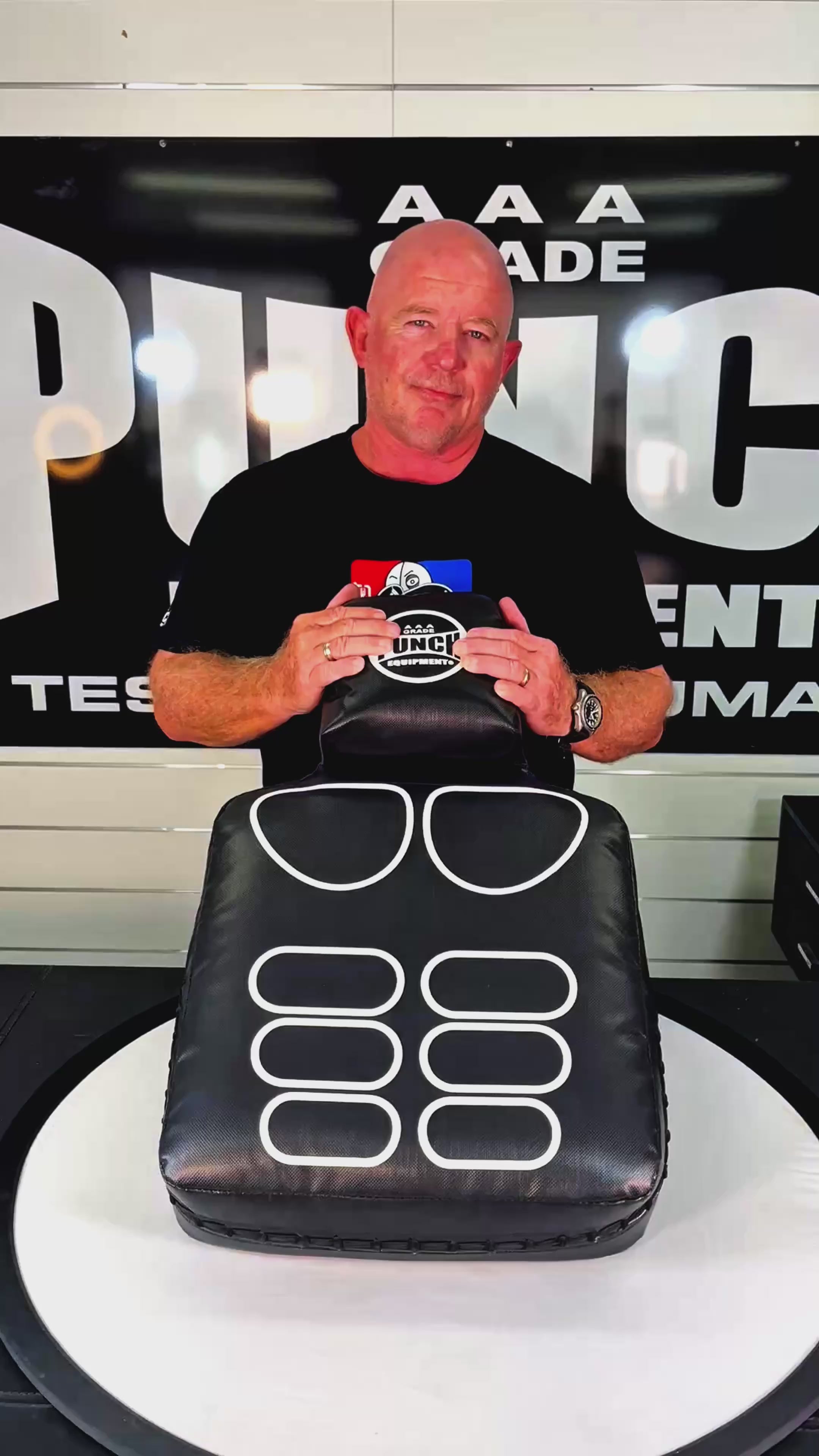 MMA SHIELD – BLACK